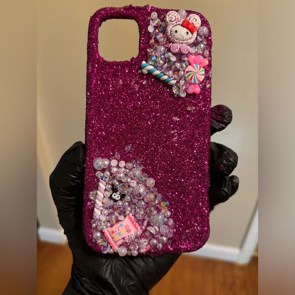 Hello Kitty Case - image 1